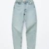 Jeans a vita alta affusolati