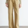 Jeans con dettaglio pieghettato
