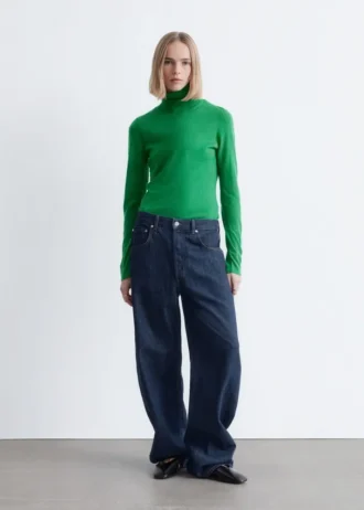 Maglia a collo alto in lana merino