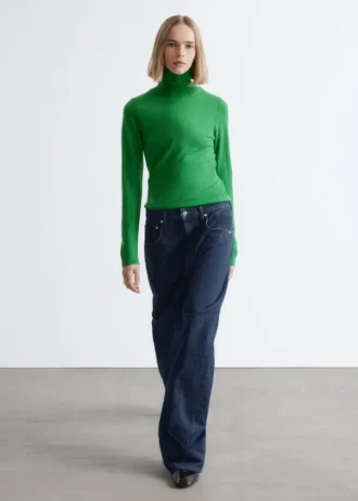 Maglia a collo alto in lana merino