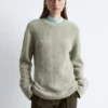 Maglione in lana merino con cuciture a contrasto