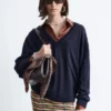 Maglione in lana merino con scollo a V