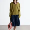 Maglione in lana merino con scollo a V