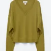 Maglione in lana merino con scollo a V