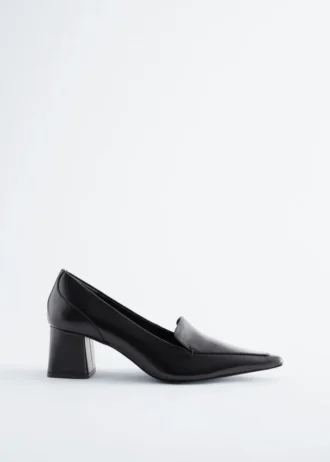 Mocassini con tacco in pelle