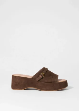 Mules con plateau in pelle scamosciata