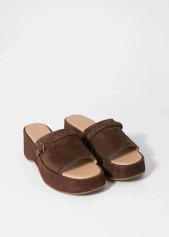 Mules con plateau in pelle scamosciata