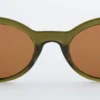 Occhiali da sole con montatura ovale