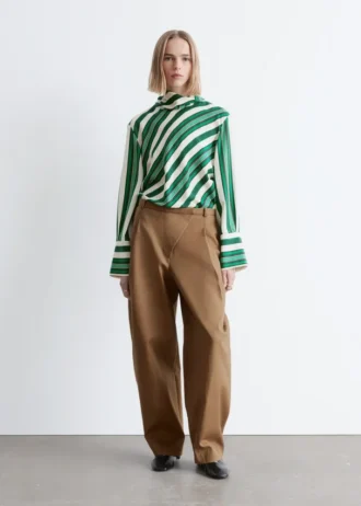 Pantaloni a zampa