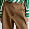 Pantaloni a zampa
