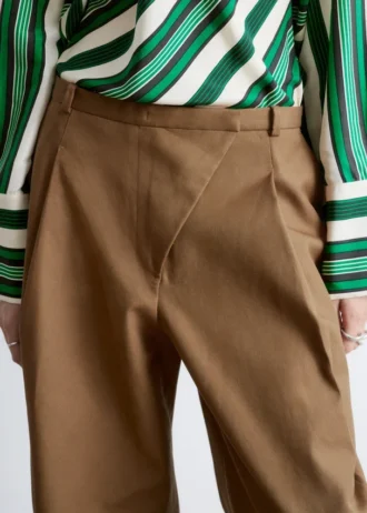 Pantaloni a zampa