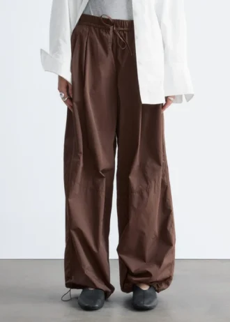 Pantaloni a zampa con coulisse