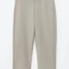 Pantaloni capri slim