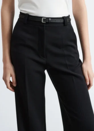 Pantaloni dritti con piega