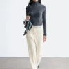 Pantaloni dritti con piega