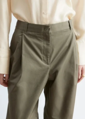 Pantaloni in cotone con pieghe