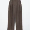 Pantaloni in lana con piega