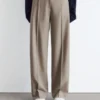 Pantaloni in lana con piega a pressione