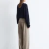 Pantaloni in lana con piega a pressione