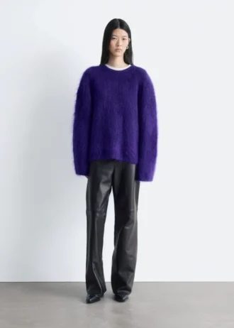 Pantaloni in pelle a zampa