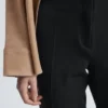Pantaloni sartoriali con piega a pressione