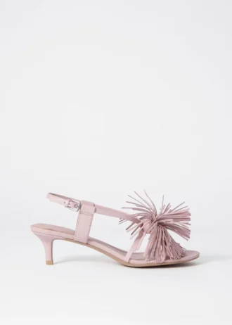 Sandali in pelle con frange