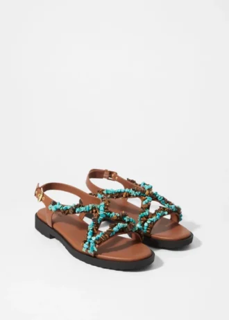 Sandali in pelle con perline