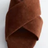 Sandali incrociati