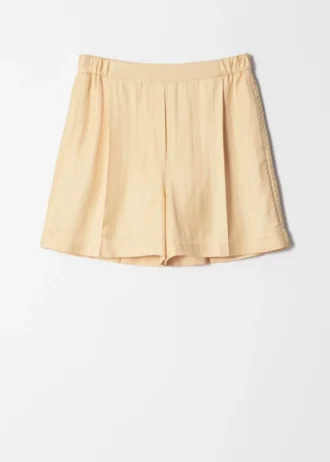 Shorts in jacquard con piega
