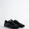Sneakers minimal in pelle