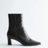 Stivaletti a punta