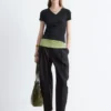T-shirt in cotone con scollo a V