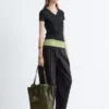 T-shirt in cotone con scollo a V