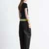 T-shirt in cotone con scollo a V
