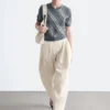 T-shirt in lana a righe con scollo a V