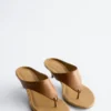Tacchi kitten in pelle