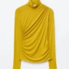 Top a collo alto drappeggiato