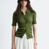 Top a maglia a coste