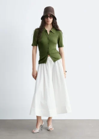 Top a maglia a coste