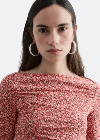 Top floreale con ruches