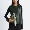 Top in pelle con spalle arricciate