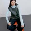 Top in pelle con spalle arricciate