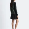 Top in pelle con spalle arricciate