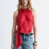 Top in seta con scollo a sciarpa