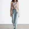 Top in seta con scollo a sciarpa