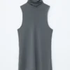 Top senza maniche con collo alto